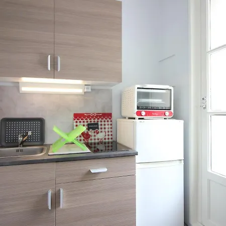 Studio La Bourboule, 1 Piece, 2 Personnes - Fr-1-608-110 Apartment